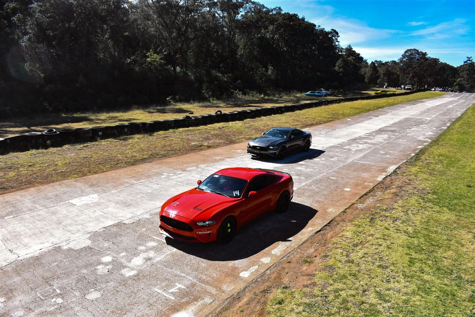 Autódromo 11 — Autódromo · 2023–2024. Fotografía de José Alejandro Armenta, artista del auto y la vida cotidiana en Tlaxcala.