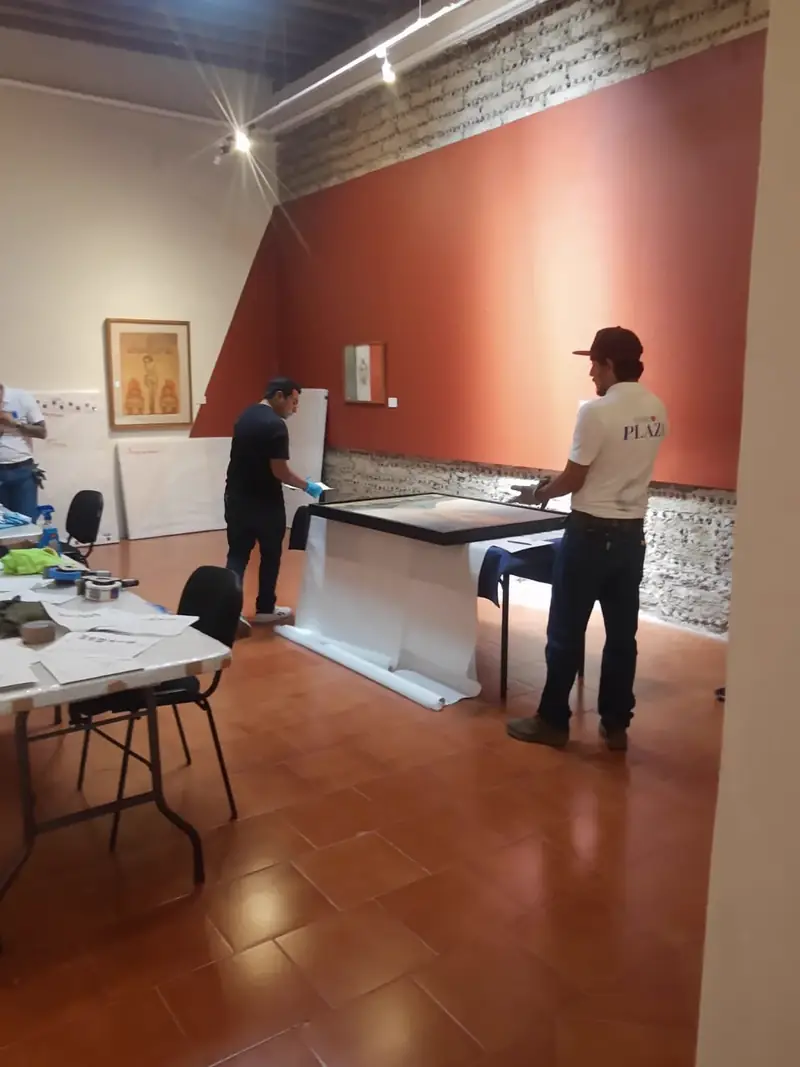 Universo Interior — Autorretrato de Nahum B. Zenil — Vista 16